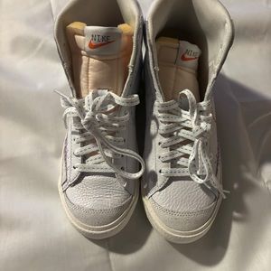 Nike Blazer Mid 77 101. Women Size 7 brand new
